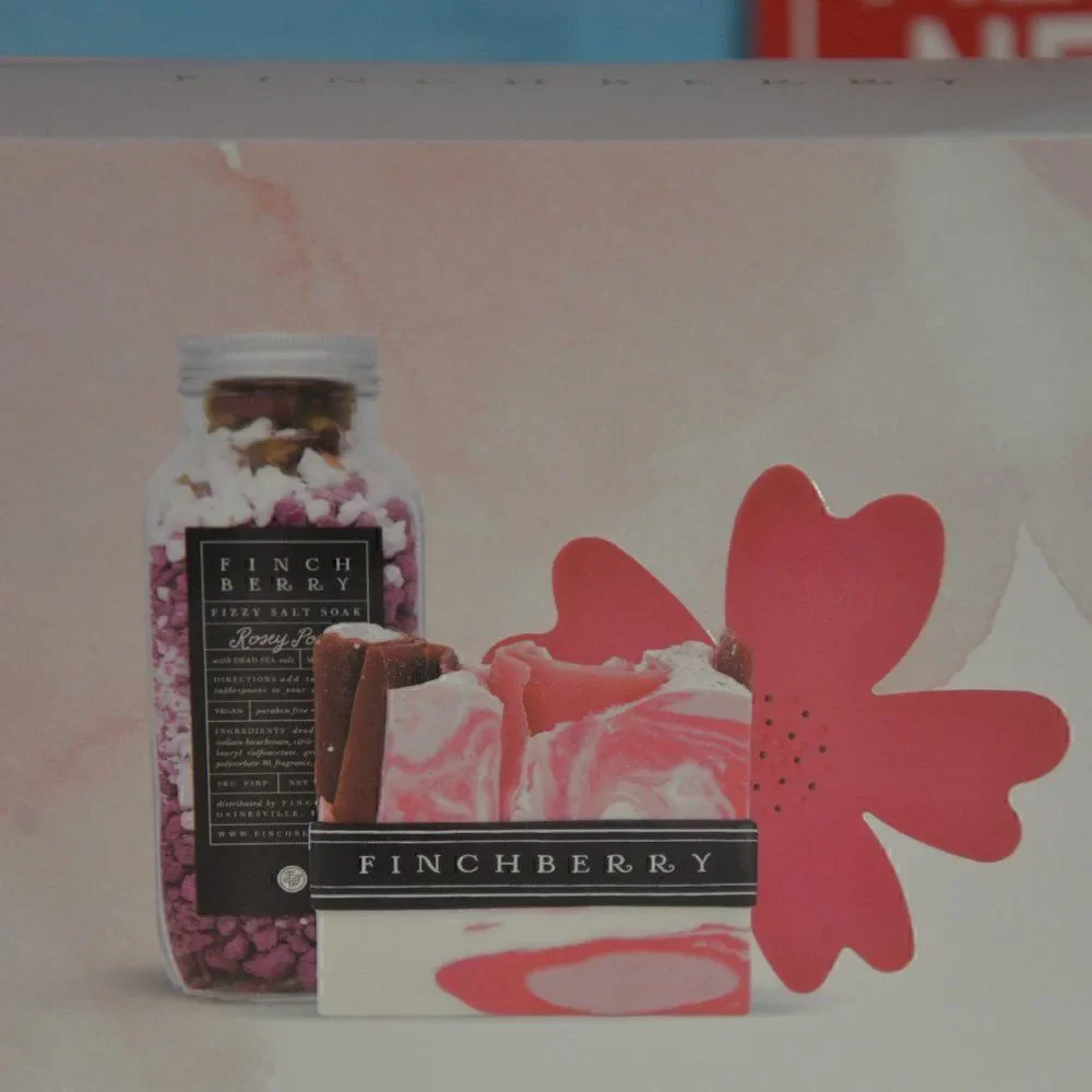 Finchberry Rosey Posey Valentine Gift Set